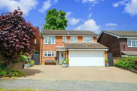4 bedroom detached house for sale, Cotefield Drive, Leighton Buzzard