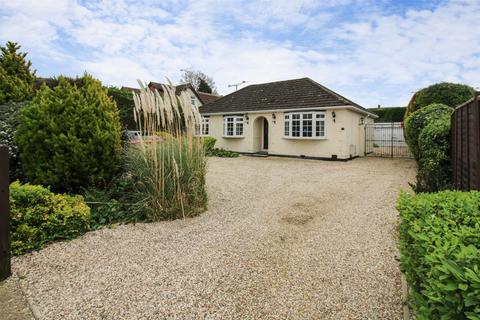 3 bedroom detached bungalow for sale, Priory Road, Bicknacre