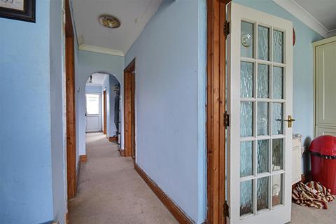 2 Pebsham Drive, Bexhill-on-sea, TN40 2RU