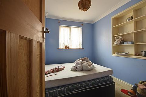 2 Pebsham Drive, Bexhill-on-sea, TN40 2RU