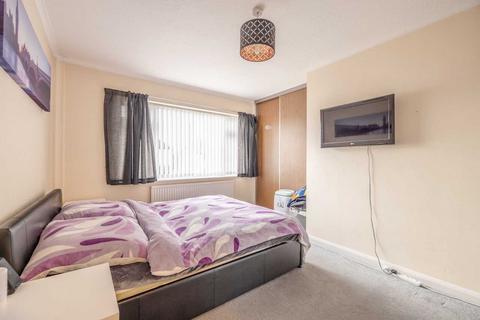 2 bedroom maisonette for sale, Belmont Crescent, Maidenhead SL6