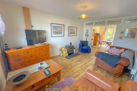 35 Clos Y Fferm, Aberporth, Cardigan, SA43 2BH