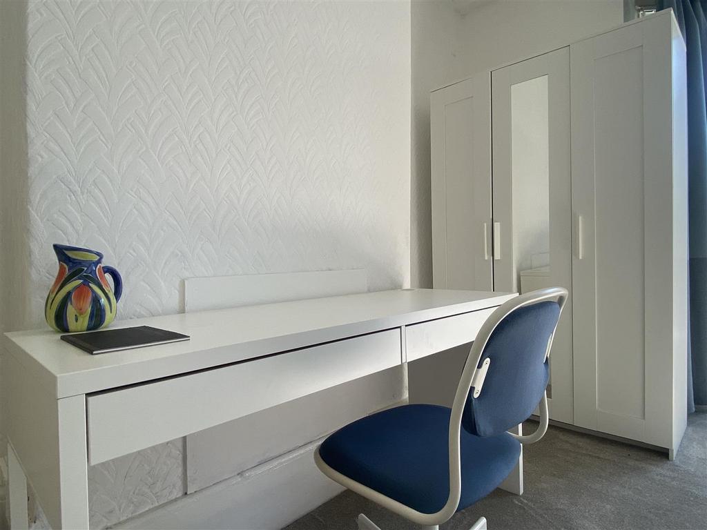 Sitting room/Bedroom