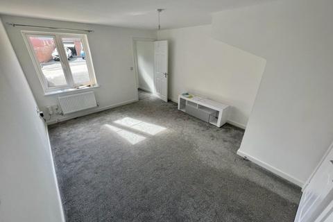 3 bedroom end of terrace house for sale, Reeves Drive, Berkeley