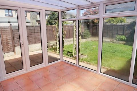 1 Campion Close, Calne, SN11 9QG