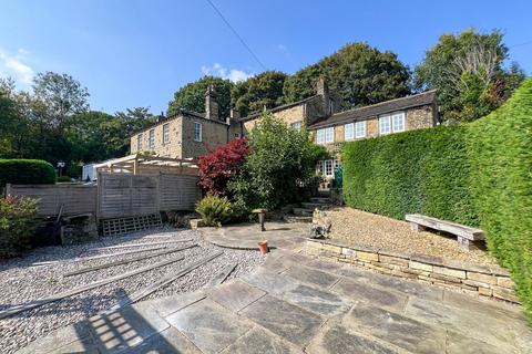 4 bedroom semi-detached house for sale, Sharp Lane, Huddersfield HD4