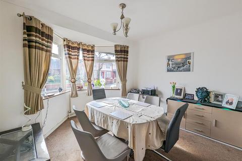3 bedroom end of terrace house for sale, Holden Road, Leigh