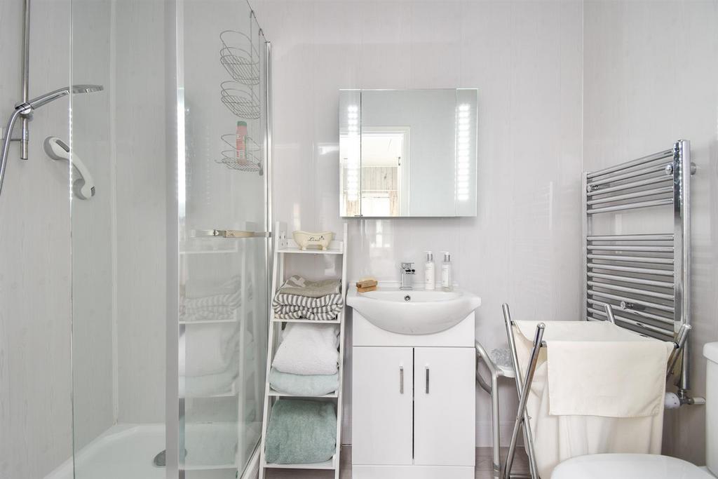 Ensuite