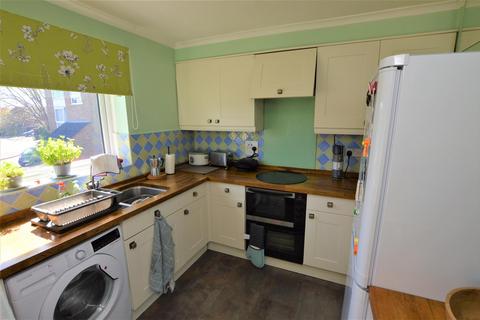2 bedroom flat to rent, Thamesdale, London Colney