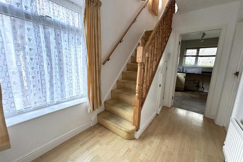 13 Avon Drive, Bedford, MK41 7AE