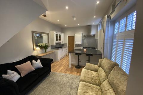 2 bedroom house to rent, Cleveland Terrace, Darlington DL3