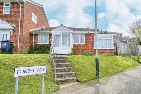 2 bedroom bungalow for sale, Forest Way, Hastings
