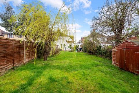 55 Bradstock Road, Epsom, KT17 2LE