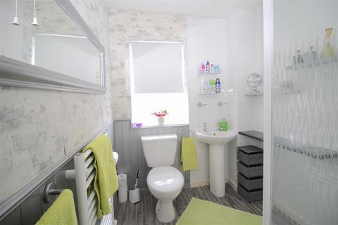 22 Bantams Close, Birmingham, B33 0YL