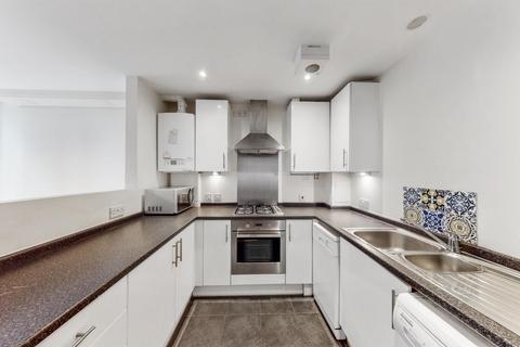 2 bedroom apartment for sale, Taylor Place, London E3