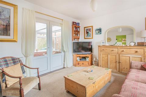 4 Cottle Mead, Corsham, SN13 9UP