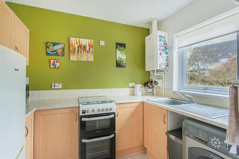 4 Cottle Mead, Corsham, SN13 9UP