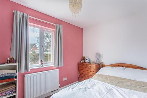 4 Cottle Mead, Corsham, SN13 9UP