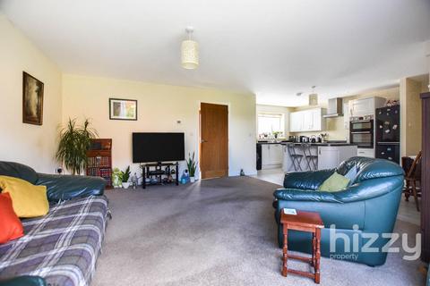 3 bedroom detached house for sale, Bradfield Avenue, Hadleigh IP7