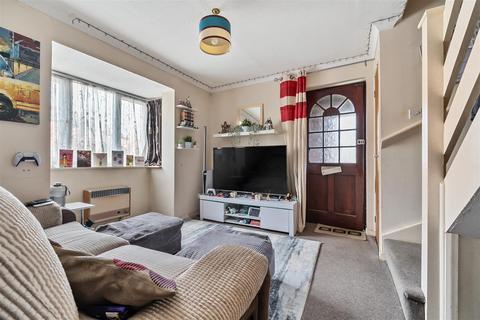 1 bedroom terraced house for sale, Oamaru Way, Devizes