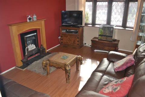 2 bedroom semi-detached house to rent, Warmley Close,Dunstall