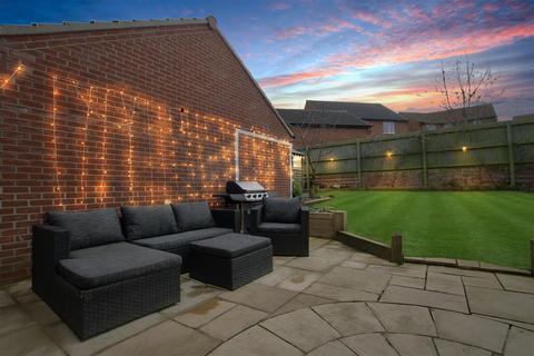 10 Alnwick Way, Grantham, NG31 8UJ