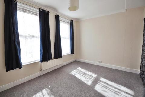 6 Courtenay Road, Exeter, EX2 8JT