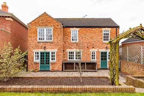 5 bedroom detached house for sale, West Street, Barnetby