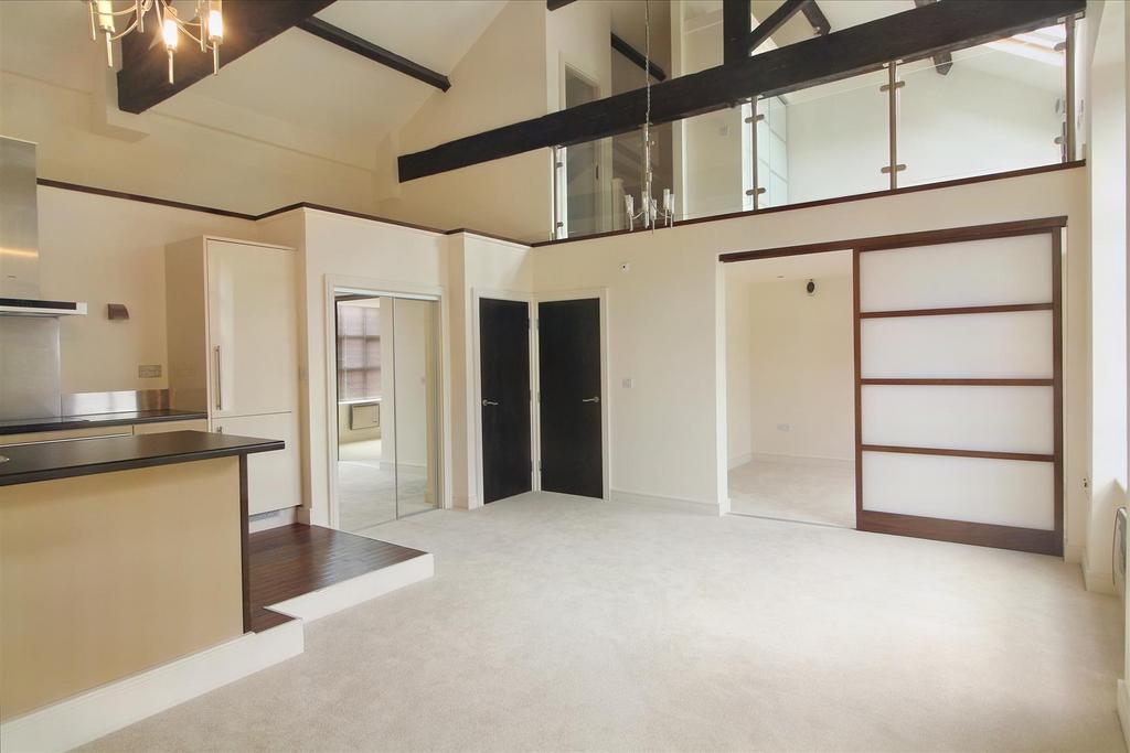 The Park, Kirkburton, Huddersfield... 2 bed apartment to rent £825
