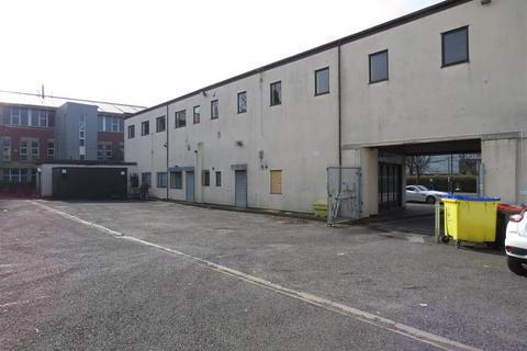 Property to rent, Mesnes Street, Wigan WN1