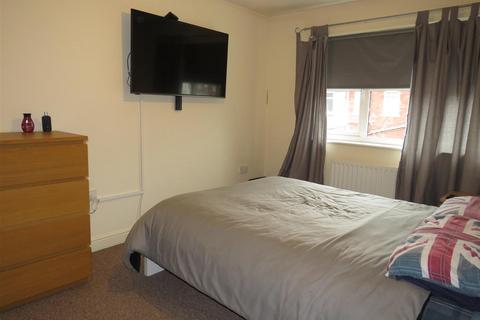 2 bedroom apartment for sale, Oxford Court, Leigh WN7