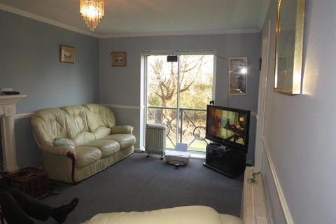 2 bedroom flat for sale, Waterview Park, Lancs WN7