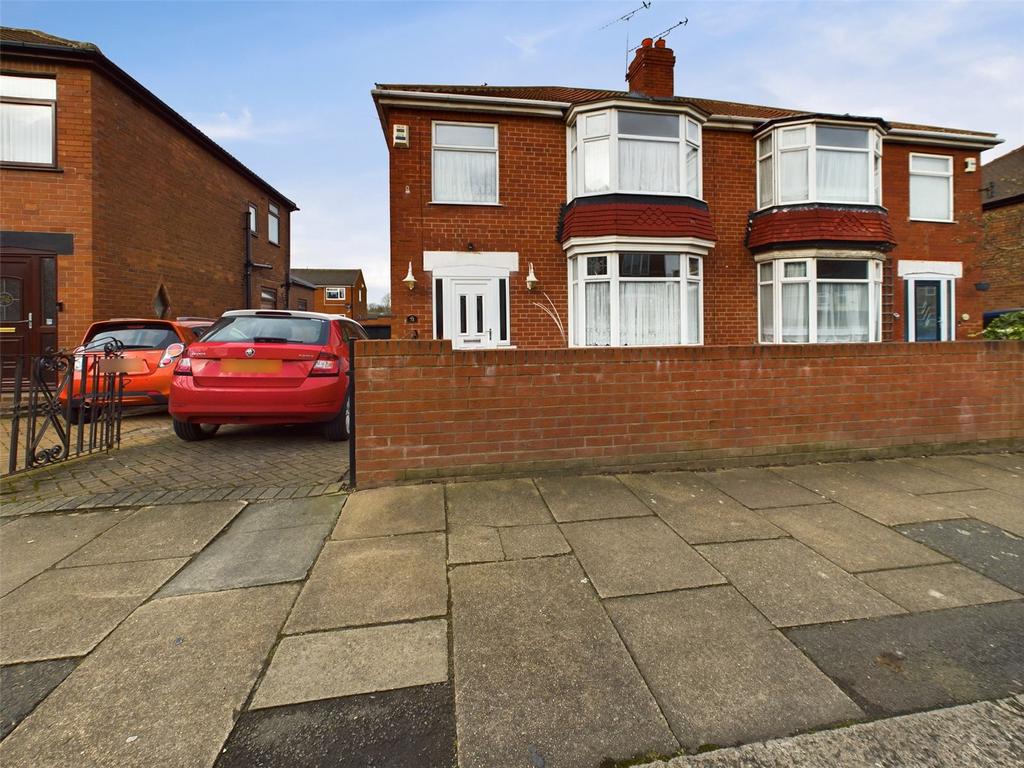 Florence Avenue, Balby, Doncaster, DN4 4 bed semidetached house for