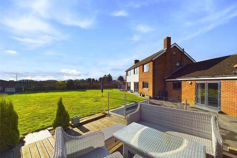 1 Brierholme Close, Hatfield, Doncaster, DN7 6EH