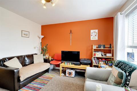 2 bedroom flat for sale, Gamble Street, Nottingham
