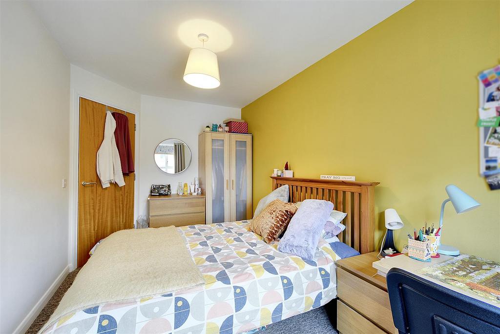 Bedroom 2 2.jpeg