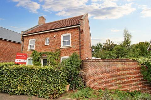 3 bedroom link detached house for sale, St. Michaels Avenue, Aylsham, Norwich