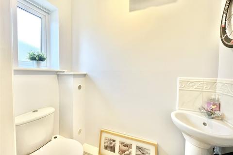 35 Bittern Close, Dunston, Gateshead, NE11 9FF