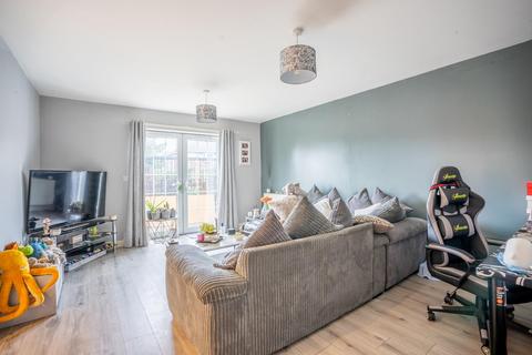 2 bedroom apartment for sale, Ascot Court, Gale Lane, York