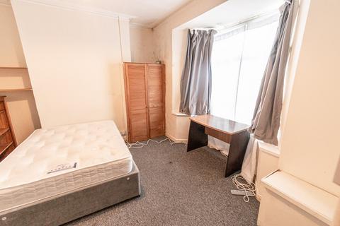 5 bedroom terraced house for sale, Marlborough Road, Brynmill, Swansea, SA2