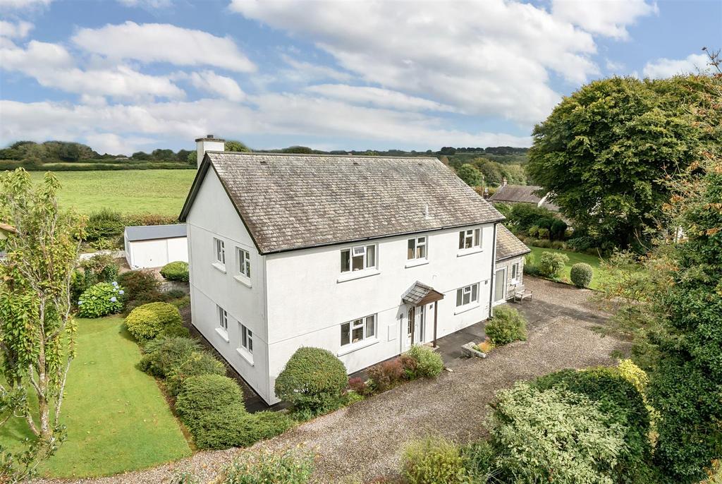Lydford 4 bed detached house for sale £820,000