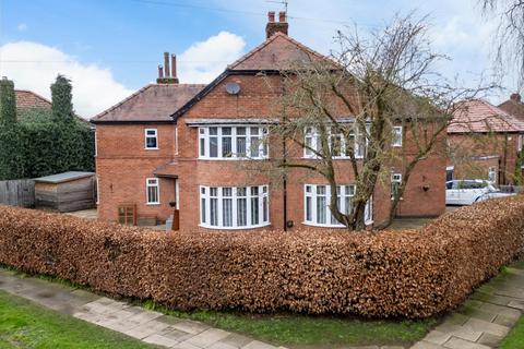 5 bedroom detached house for sale, White House Gardens, York