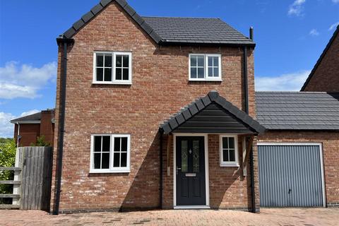 3 bedroom detached house to rent, Stonebow Road, Drakes Broughton WR10