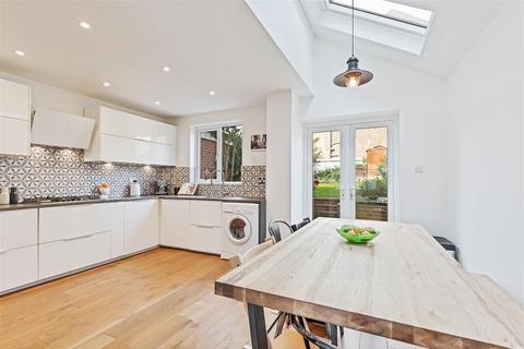 4 bedroom house for sale, Hollingbury Place