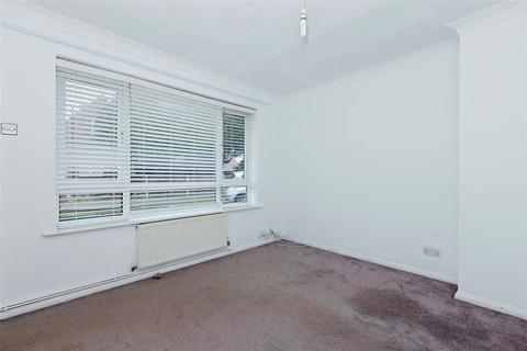 28 Ashwood Close, Worthing, BN11 2AF