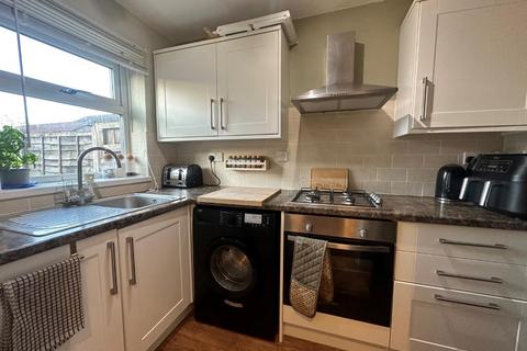 2 bedroom end of terrace house for sale, Lanes Close, Wombourne