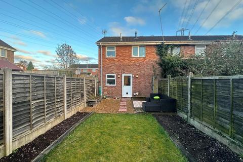 2 Lanes Close, Wombourne, Wolverhampton, WV5 8JD