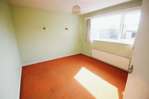 2 bedroom semi-detached bungalow for sale, Montague Crescent, Leeds LS25