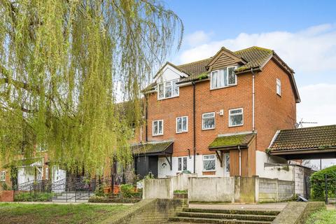 20 Gadwall Way, London, SE28 0DB