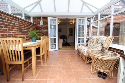 3 bedroom end of terrace house for sale, Willow Bank, Westfield, Woking